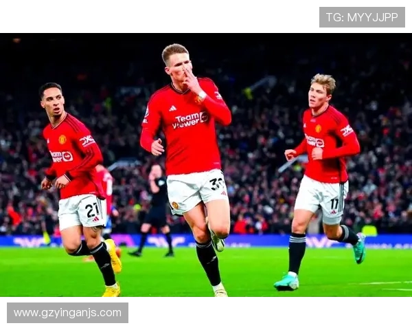 巴黎与曼联在线直播对决精彩回顾及赛前分析尽在此处 巴黎与曼联在线直播对决精彩回顾及赛前分析尽在此处