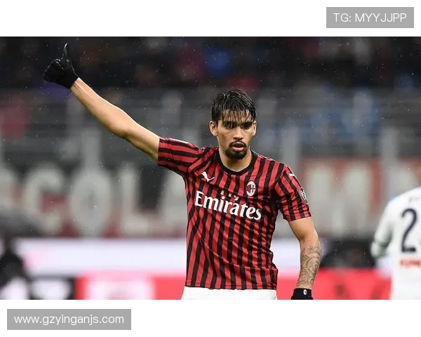 帕奎塔引领新潮流探讨其在现代足球战术中的重要性与影响力 帕奎塔引领新潮流探讨其在现代足球战术中的重要性与影响力